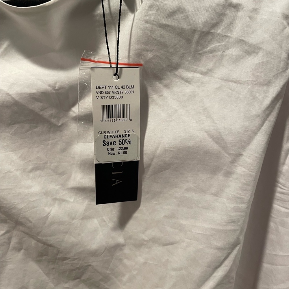 Gracia Women’s White Butterfly Dress Size Small - Picture 3 of 4